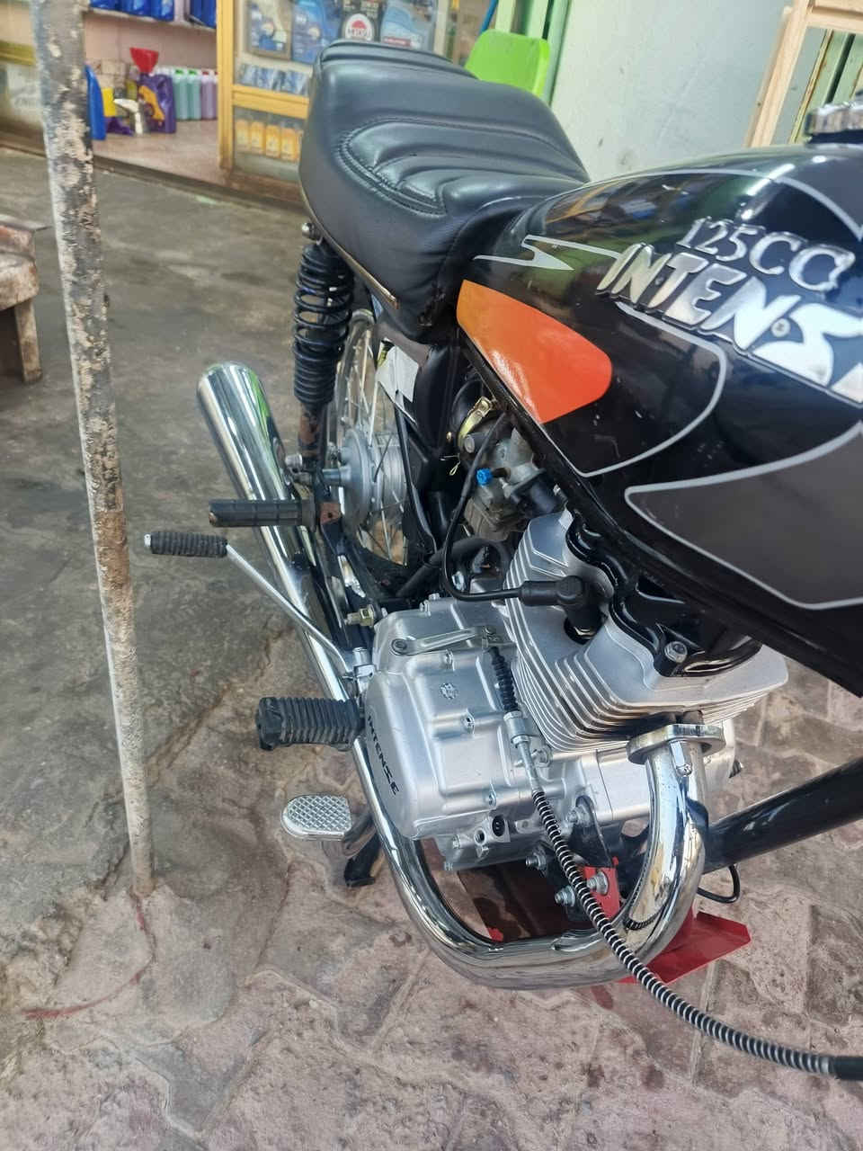 دراجه للبيع دراجه مفتوحه مره وحده بس ولفات تجي وتشوف بعينك وهاذه رقمي *********** يشتغل بس واتساب وليريد خاص كل الهله
