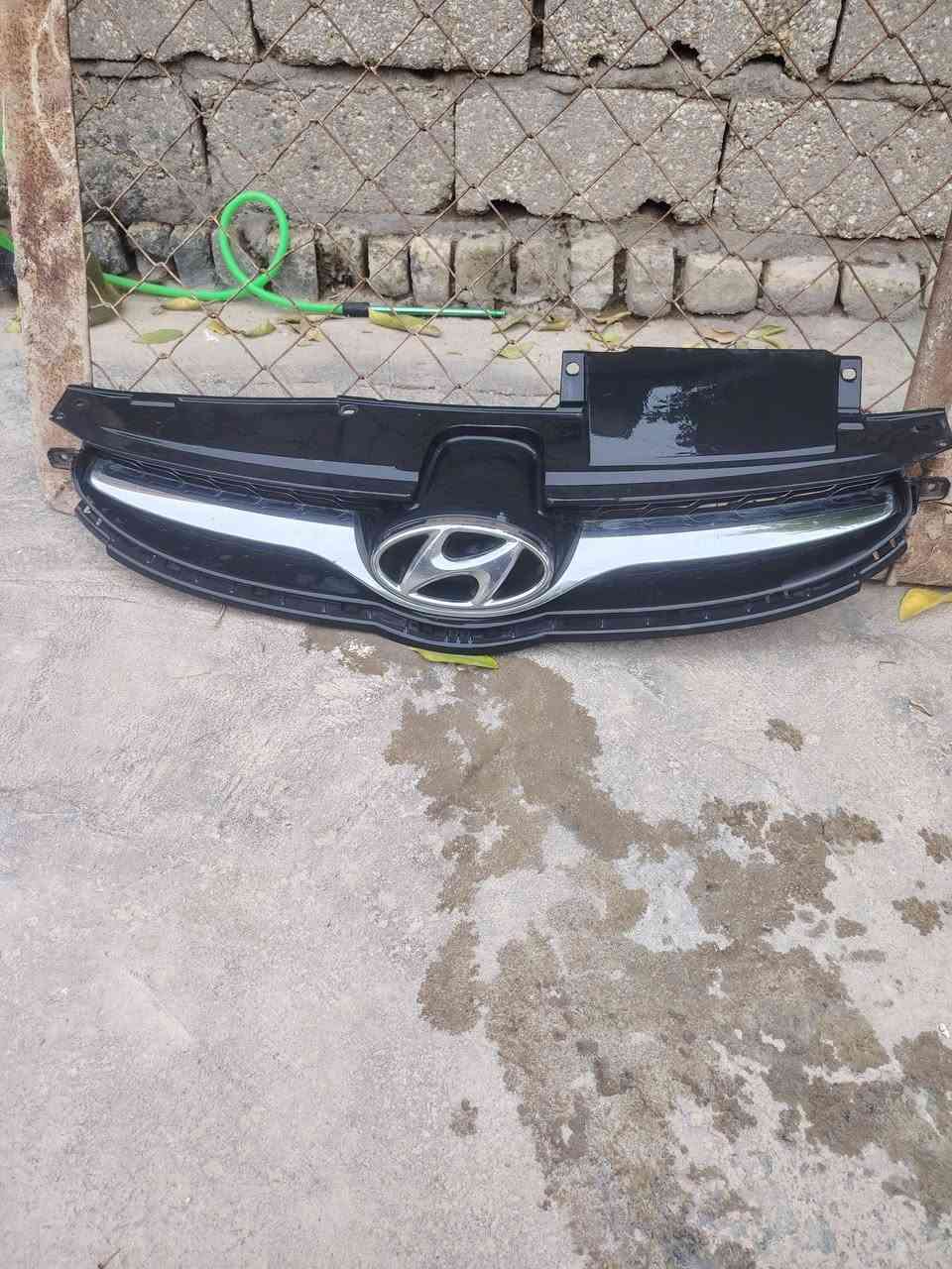 سلام عليكم خوان شباج النتره للبيع زوجين شبابيج سعرهن 40زوج تايرات النتره السعر 50مكاني حله السياحي استفسار ***********
