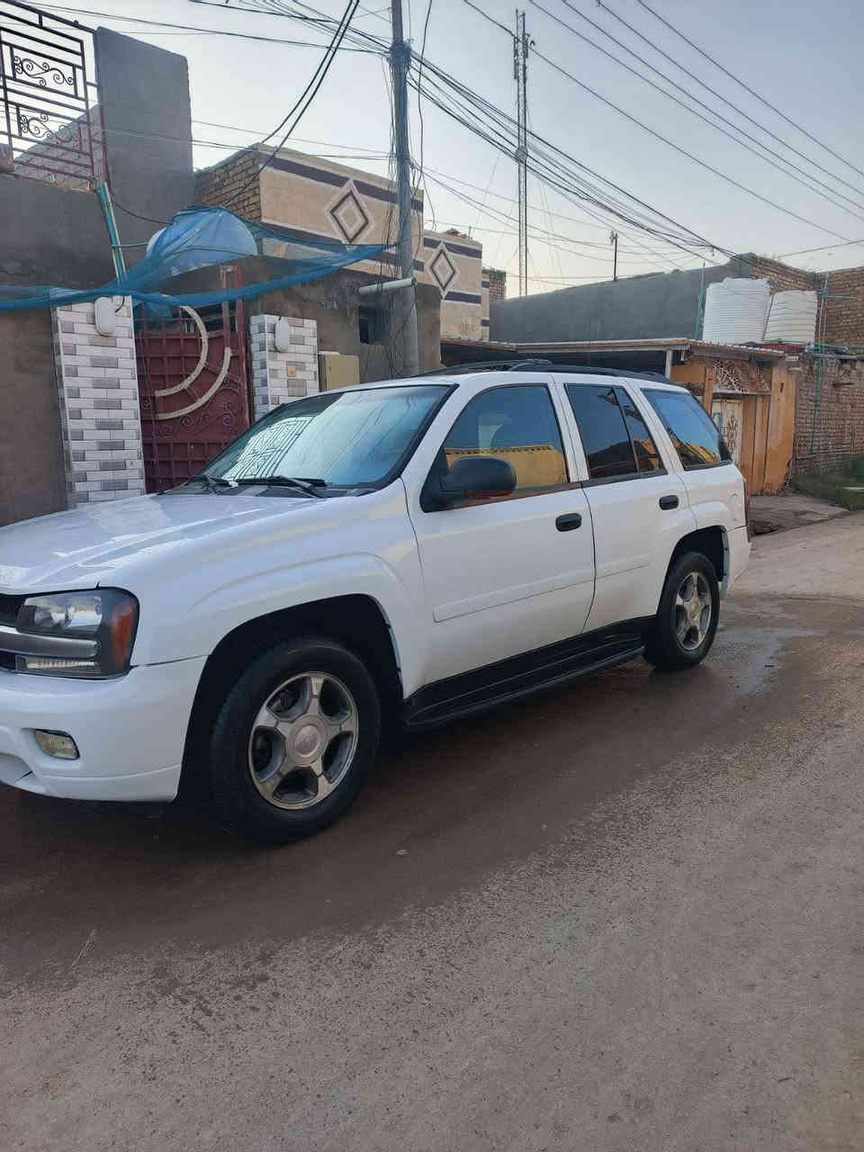 السلام عليكم بلايزر 2008 سياره جديده على وضع الشركه حادثها تبديل بنيد فقط والباقي كفه سياره رقم بغداد تحويل جاهزه من الطول للطول ما بيها اي نقص بالعافيه علي ياخذها السعر 110 بيها مجال
العنوان ذي قار الفجر 
تلفون ***********
