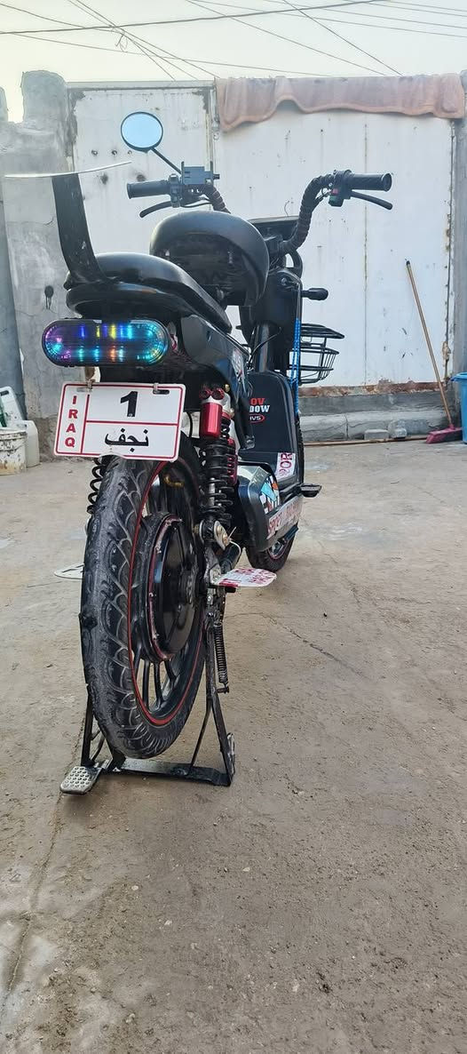 دراجه شحن للبيع
عدد باتريات _  5
لشاير كل شغال دراجه جلوه نضيفه للبيع 
325 وبيه مجال 
***********
