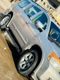 نيسان ارمادا موديل 2009  محرك 5600 8V  تبريد ثلاث قطع سقف  وقطعة في ال...