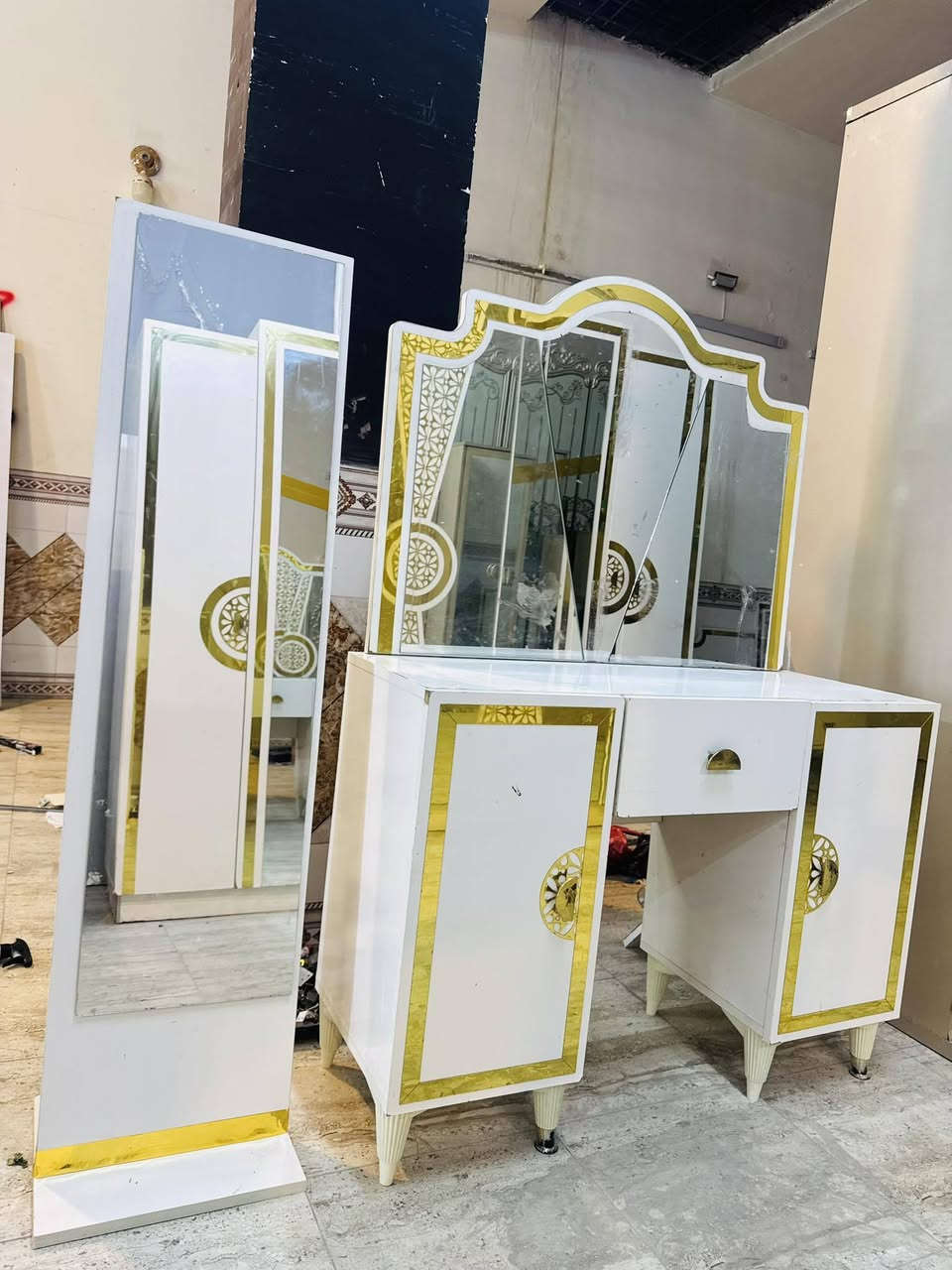 غرفه ترڪي🇹🇷 موديل حدث  مستخدم  
6قطع 
نضافه 80/💯
نضام ابواب 📌
السعر /550💵
مع شد ونقل 🚚 داخل بغداد مجانآ
 باقي المحافظات بسعر مناسب اي حجز واستفسار خذو صوره و دزو واتساب


**إذا كنت صاحب هذا الإعلان وتريد حذفه لأي سبب، رجاءا أرسل رسالة إلى الدعم الفني**