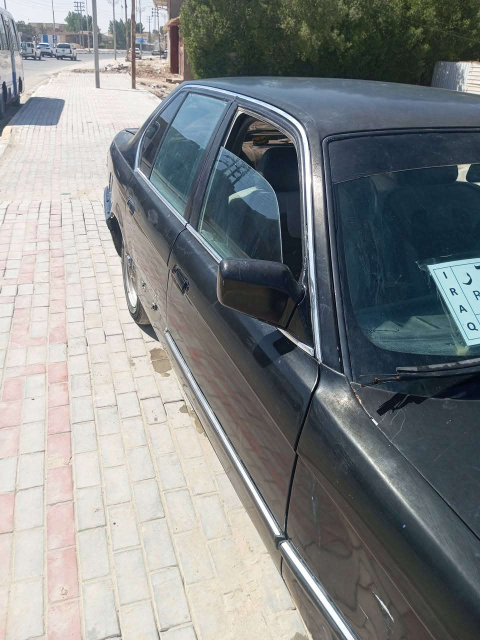 735 موديل 1991. سنويه صاقطه ب 23 رقم انبار.  للبيع ب 20 وبيها مجال.  للتواصل *********** المكان كربلاء
