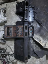 غراض كالوبر للبيع سياره كامله تفصيخ بلاد شركه  للاستفسار مراسله الصفحه...