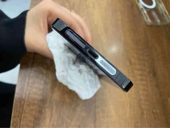 ايفون 14 برو ماكس كفاله عامه ممبدل بي اي شي شرط الشرط تفحص وين ميعجبك بطاريه فقط مرفوعه واكفلك الك يوم كامل اذا خلص شحن ترجعه ضمات فحص يومين ذاكره 256 كارتون الاصلي موجود سعره 900 وبي مجال مكاني الرميثه *********** السلمان
