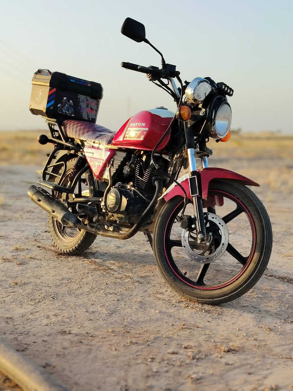 🌹السلام عليكم ورحمة الله وبركاتة 🌹
🏍 دايوان موديل 2022 مراوس بسيفان ويرهم بيع سعر 800وبيها مجال اتصال *********** مكان تكريت
