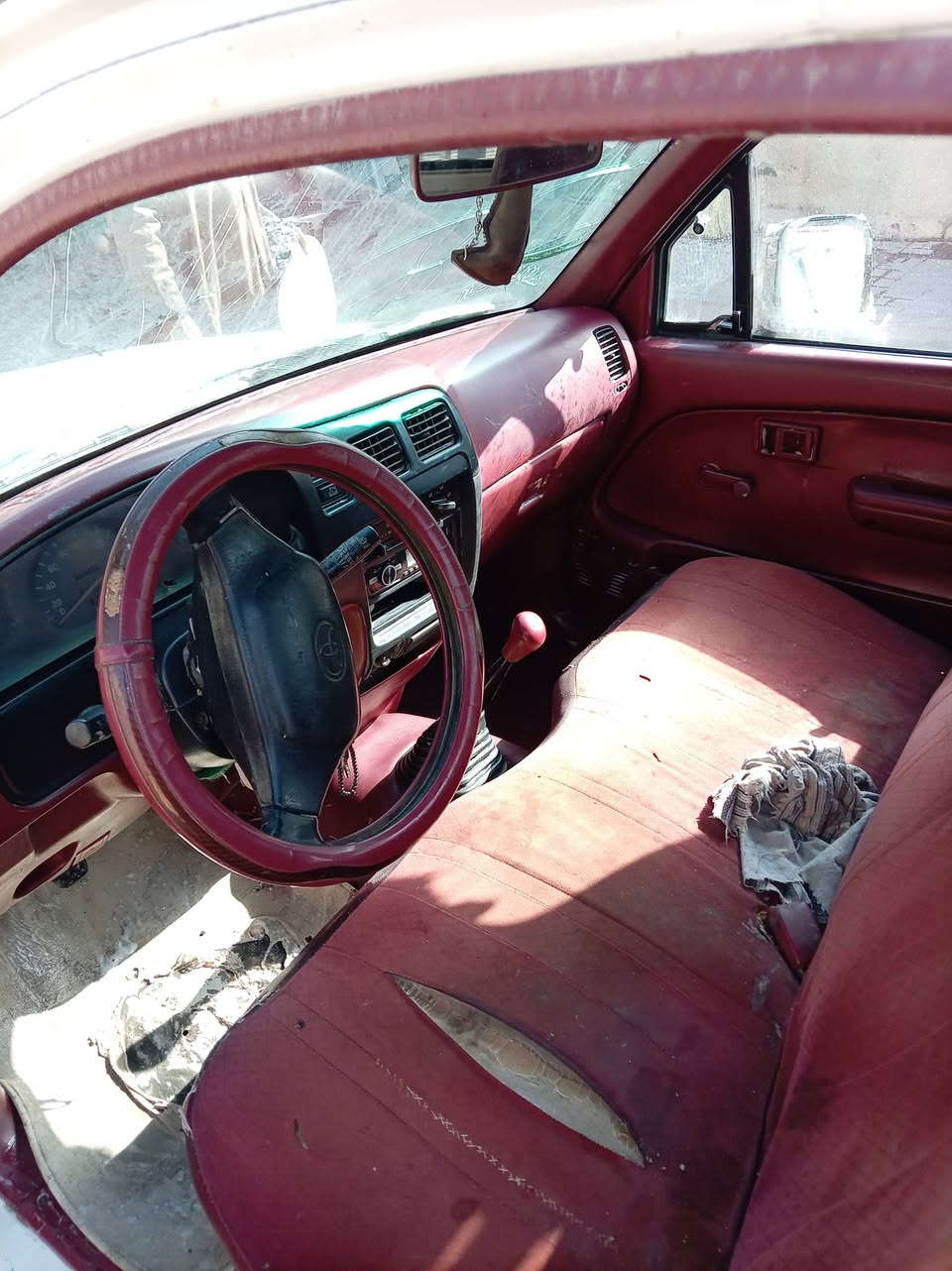 سلام عليكم بيكم جمرة سعر٨٠بي مجال مكان البصرة رقمي ***********
