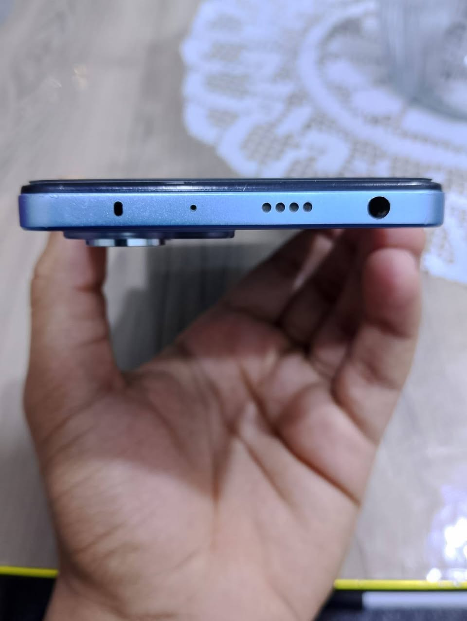 السلام عليكم
جهاز POCO X5 Pro 5G

ذاكره 256 / رام 8+4 

بطارية/ 5000 ملي امبير
شحن سريع 67 واط 

معالج / Snapdragon 788G 5G

شاشه/ 120Hz 

السعر / 250 وبيه مجال 

المكان / ناصرية مركز 
***********
