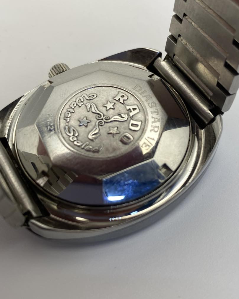 نوادر الـ Rado DiaStar
مينا مُميزة جدًا 
بلادية بالكامل 
الاصلي غير المجدد 
اوتوماتيك 
المهتم خاص لطفًا


**إذا كنت صاحب هذا الإعلان وتريد حذفه لأي سبب، رجاءا أرسل رسالة إلى الدعم الفني**