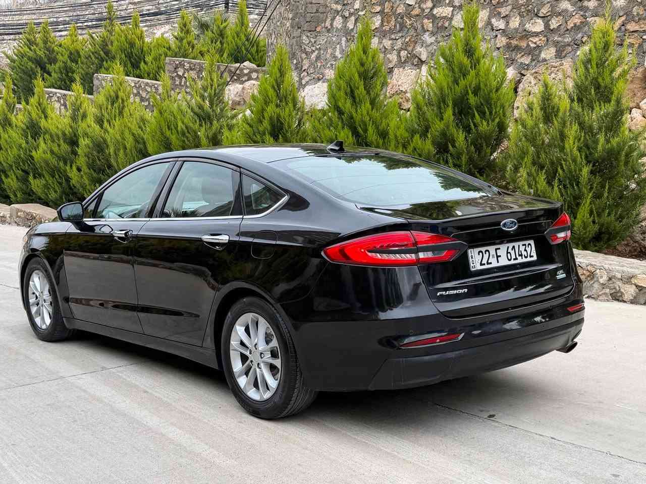 للبيع فورد فيوجن ( 2019 )

حادث كلش بسيط بجم كبس خلف كبس
جميع (( الايرباكات سليمة )) وضع شركة
باب صبغ باب تعديل بارد بدون داخل
 صور الحادث موفقه مع صور الشنر
3FA6P0HD3KR214969

سعر بلااااش ((  103  )) $ ومجال بسيط
*********** // ***********

رقم سنويه هزة فحص جديد
تحويل + وكاله نفس اليوم

محرك 1500 توربو وضع شركة برغي ممفتوح بي

مواصفات السياره .. بصمة تشغيل .. بصمة ابواب .. تشغيل عن بعد .. رادار امامي .. رادار جانبي .. كشنات مخمل .. كشنات كهرباء .. شاشة جبيره .. كاميرا دواره .. هاندبريك بصمة .. لايتات ليد .. بك لايتات ليد .. مري كهرباء .. فول تحكمات سترين .. كروز سرعه .. ويل كب كروم بلاد ..

السياره الف دينار مصرف مابيها مسويلها ادامه عامه
طخم تايرات جديد هزة وفحص قبل سبوع سويتهم 
موقع السياره دهوك
كلها شرط الفحص وين ميعجبك افحص أربيل, العراق
