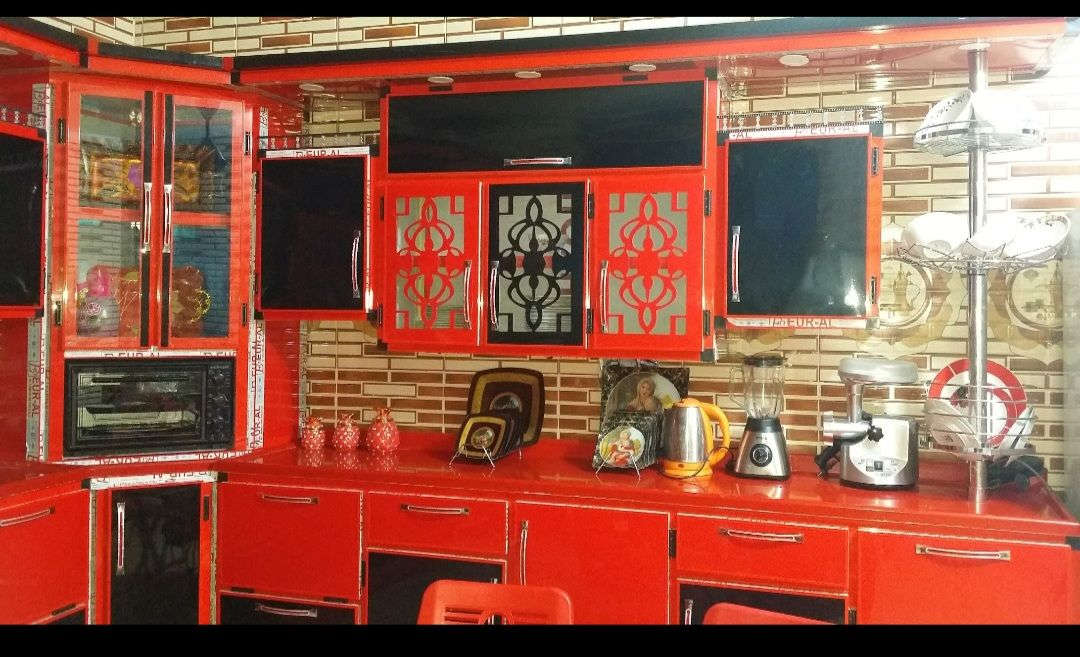 للبيع كاونتر المنيوم تركي درجة اولى مطبخ كامل مع ملحقات 
للاتصال ***********  وتساب عمارة, ميسان
