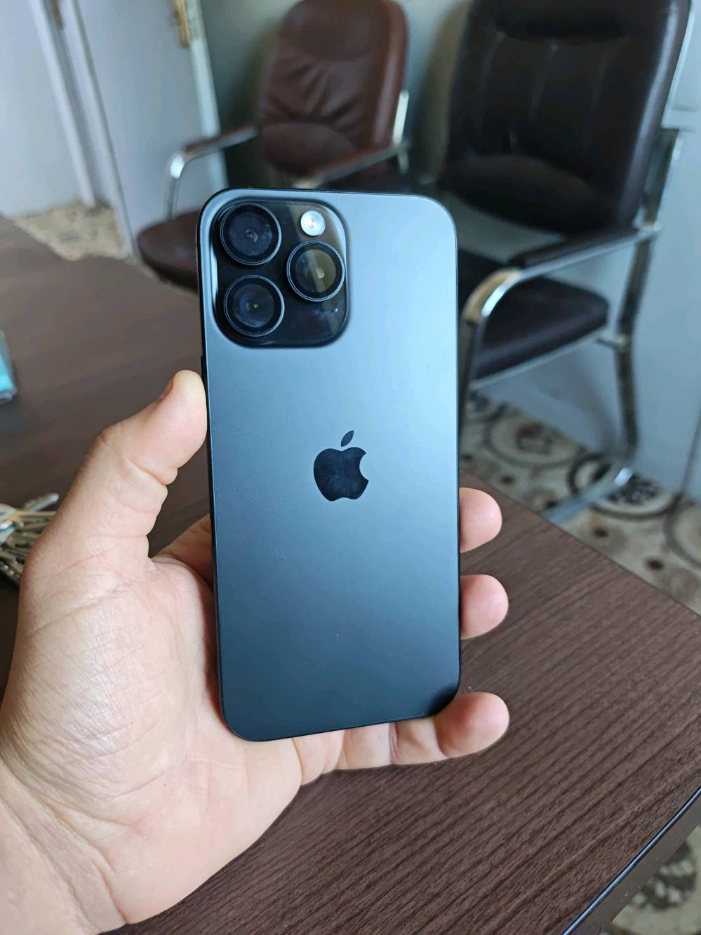 ايفون 16 برو ماكس شرق اوسط تك بطاريه 94 نضيف جدا مع كامل ملحقاته الجهاز لا مفتوح وخدش بيه اللون اسود
للتواصل واتساب فقط على الرقم الموجود او هنا 