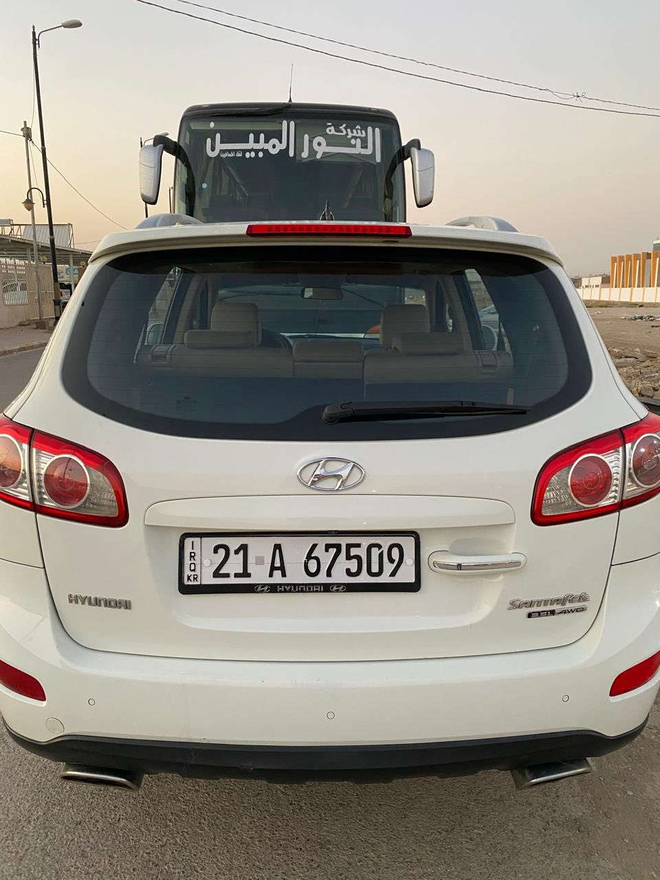 سنتافي للبيع مديل 2010 6 سلندر 7 راكب تبريد 3 قطع فتحه وحساسات وكامره وشاشه كبيره وفور ويل وتحكم ستيرن جهتين بيه وأشاره بالمرايه ومري شفط  3 قطع صبغ بدون حادث فقط شخوط  رقم سليمانيه دولي سنويه لل 2030 وهزه جديده ورقم جديد باسمي   صدر امامي وخلفي جديد وتخم تاير جديد وباتري جديد المكينه خير من الله مكاني واسط الكوت للاستفسار ***********
***********
 السعر 140وبيه مجال حق الجيه
