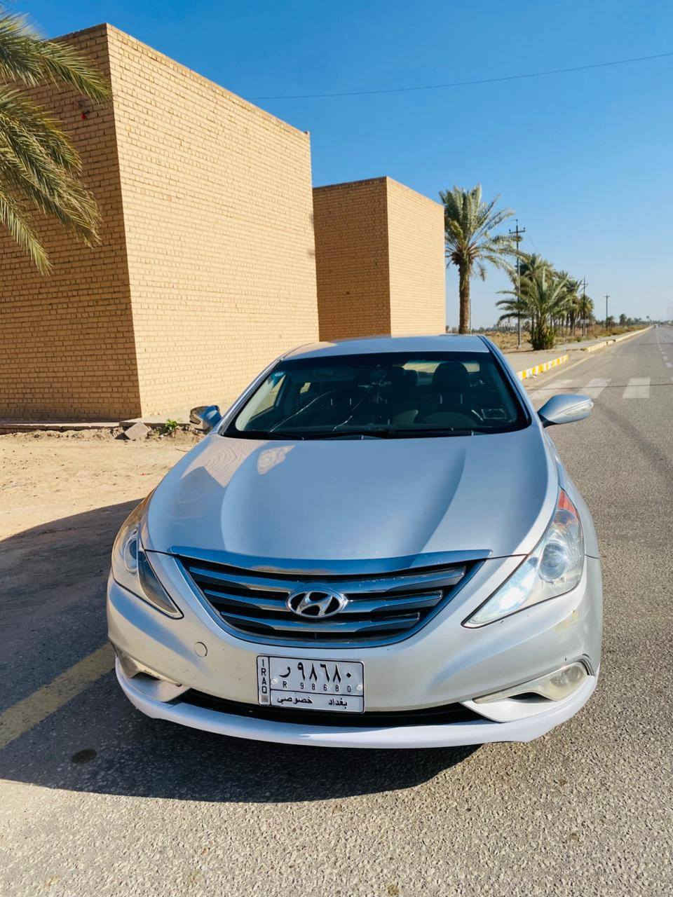 السلام عليكم شباب سوناته موديل 12 حادثه قبق جنطه مبدل اصلي وجاملغ خلفي صبغ سياره نظيفه وحلوه ثاني يوم تحويل السعر 109العنوان حله الرقم ***********
