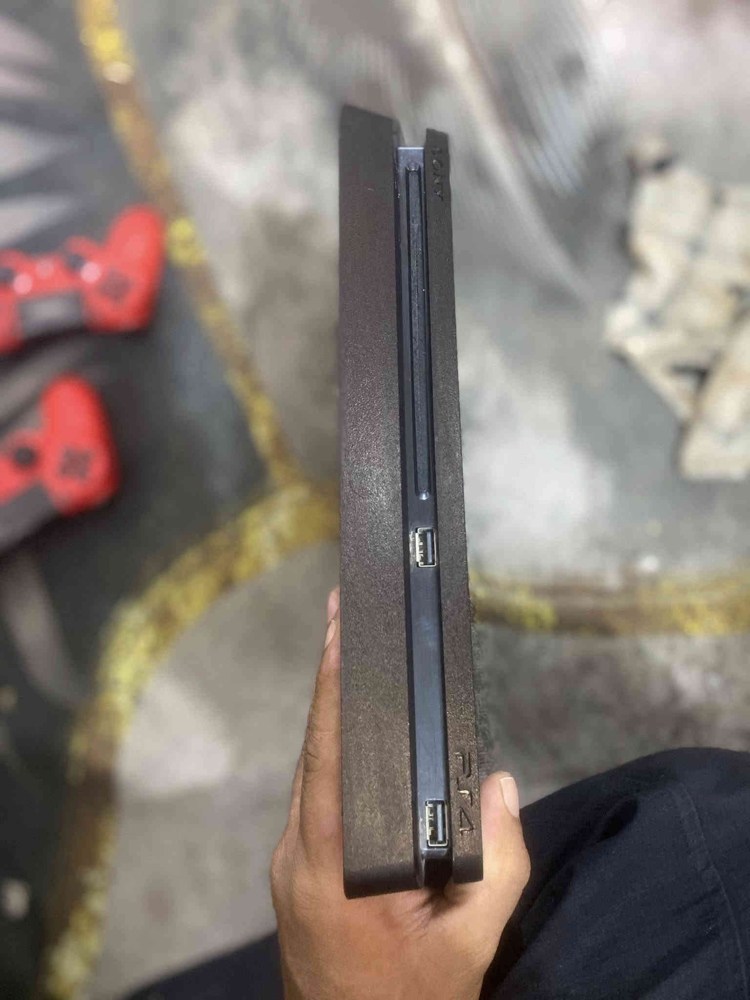 السلام عليكم بلي4 سلم  اونلاين 500 كيكه جهاز نضافه100‎%‎ اشتريته كامل وما استعملته بسبب الشغل 
كامل ملحقات 
كارتونه
كيبلhd
كيبل تشغيل 
واير شحن 
يوبي اس 
جوستك عدد ثنين 
جهاز ما مفتوح بعده عل وضع الشركه  
سعره225 مكاني بغداد الدوره ابو دشير 
***********
