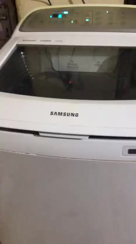 غسالة للبيع شغالة ونظيفة  ***********
