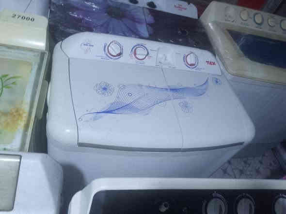 غسالات للبيع احجام مختلفه مجمع حطين مقابيل المنتزه ***********
