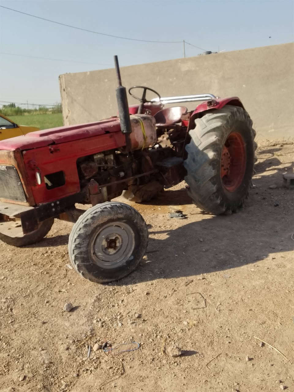 مكينة عنتر محرك كير هودرليك كلة مكفول عل شركة محرك شركة معة سويتر جديد لبيع***********
