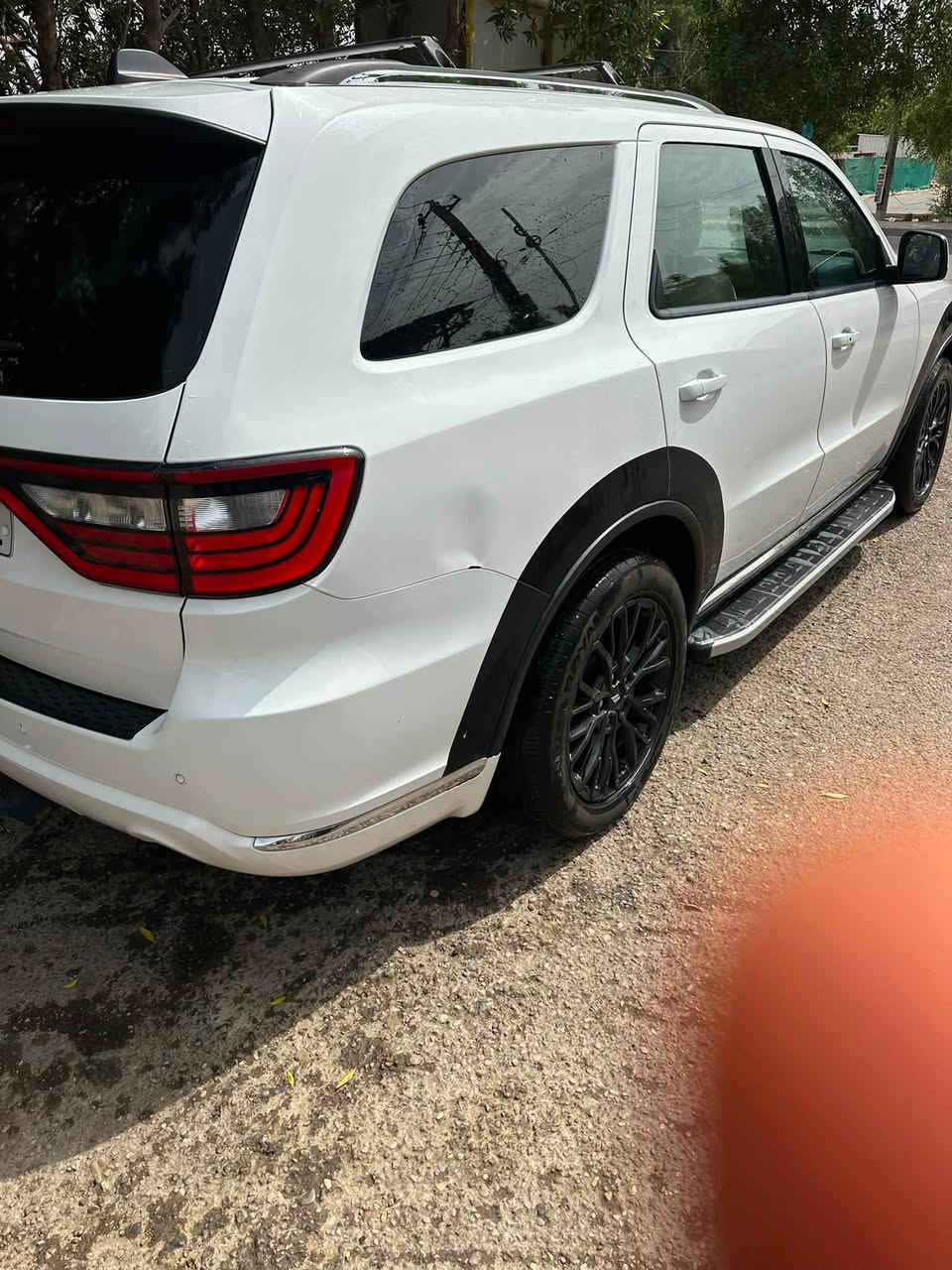 دوج دورنكو 22
اربيل دولي 
مواصفام sxt
داخل ابيض 
جاملغ مصبوغ وباب السايق مبدل نفس الون بدون دواخل بدون ايرباك ماشيه ١٢٠ الف 
سعرها ٢٥ الف دولار


**إذا كنت صاحب هذا الإعلان وتريد حذفه لأي سبب، رجاءا أرسل رسالة إلى الدعم الفني**