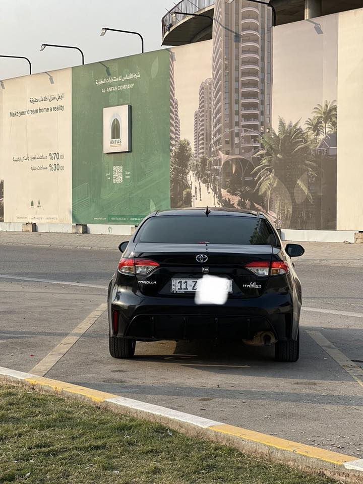 #للبيع
كورلا LE محسن 2023
هايبرد 
رقم بغداد انكليزي
تدفئة كشنات 
بصمة 
تشغيل عن بعد
حساسات امامية
حساسات جانبية
تحكمات ستيرن 
دوشمة جلد 
حادثها قبغ صندوق فقط والباقي مكفول 
حادثها بسيط .
مكان السيارة الغزالية
بسمي تحويل مباشر 
السعر 158
الهاتف ***********
