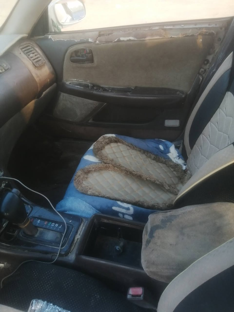 السلام عليكم.. سياره مكصوصه جنطه معامله كامله صاعده هزه رقم بغداد مكينه كير حداديه تخم تاير.. *********** السعر ٣٢ بيه مجال.. قابل للمراوس وفرق
