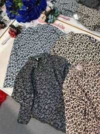 ملابس • اتصال • سعره