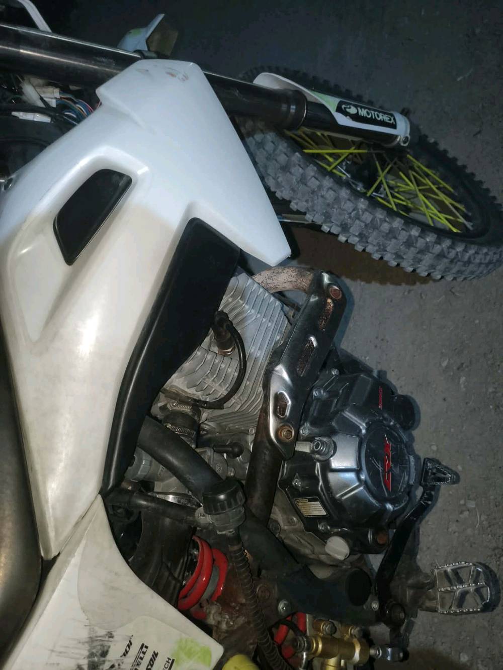 قفاز crx موديل 24 محرك 300cc لانضوح لتبخير نقوصات  بسيطه مكان ديالى تقاطع قدس