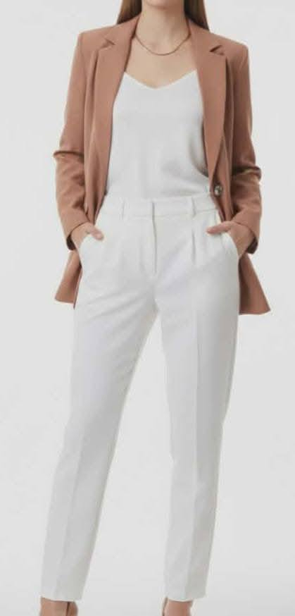 طقم كامل السعر 15 الف


**إذا كنت صاحب هذا الإعلان وتريد حذفه لأي سبب، رجاءا أرسل رسالة إلى الدعم الفني**