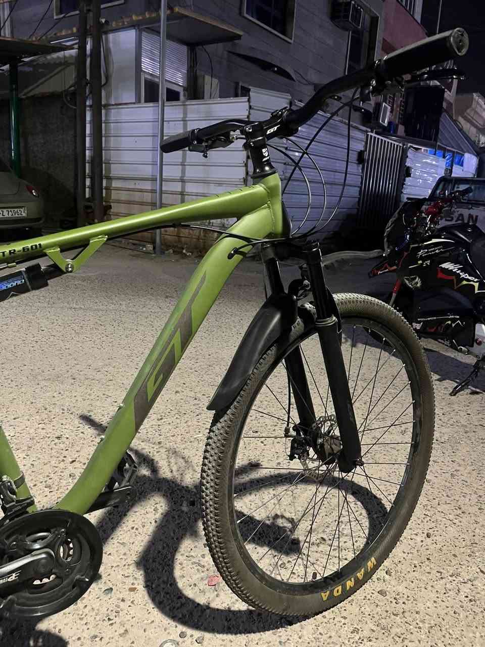 للبيع بايسكل جي تي حجم 29
سعره 325 
عنوان بغداد حي الجامعه


**إذا كنت صاحب هذا الإعلان وتريد حذفه لأي سبب، رجاءا أرسل رسالة إلى الدعم الفني**