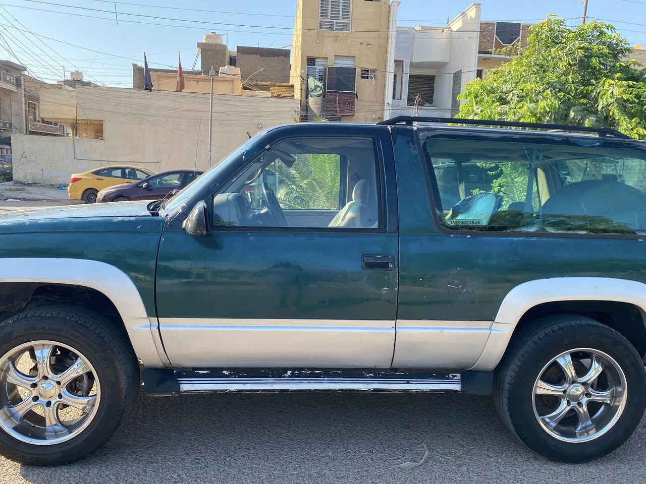 السلام عليكم للبيع جمسي يوكن1995 تك باب
محرك 350 كير 700 تبريد شغال رقم إنكليزي السعر 75 ورقة وبيها مجال حك الجية بغداد***********
