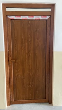 معمل الراحة • ألمنيوم وPVC • هيت الانبار