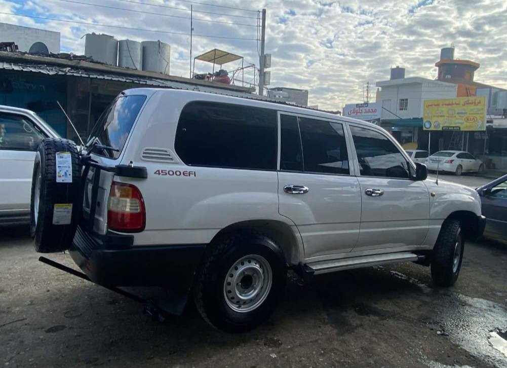 تۆیۆتا لاندکرۆزر 2002 مۆنیکا 
فوول عادی بەناوی خۆمانەوەیە سۆنەری دانراوە
 تەنها وردەی هەیە 
گیرومەکینە بەشەرت 
 زۆربەجوانی پاکی ماوە 

سعر لە کۆمێنت داوابکە ڕاستەخۆ بۆت دیت 📩 

هیچ خەلەلیکی تیدا نییە 
ژمارەی خاوەنی 
***********
