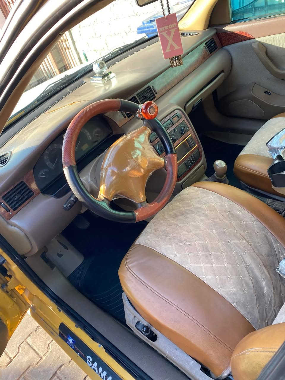 سلام عليكم  سمند للبيع  موديل 2011 رقم بغداد باسمي مصفره غرامات وهيئة  محرك وكير فرنسي شرط   تخم تاير تبريد شغال صدر امامي خلفي جديد زنون تخم بيه مكان السيارة بغداد الشعب سريدات  سعرها 33وبيها مجال للطيبين  رقم الهاتف *********** واتساب او اتصال
