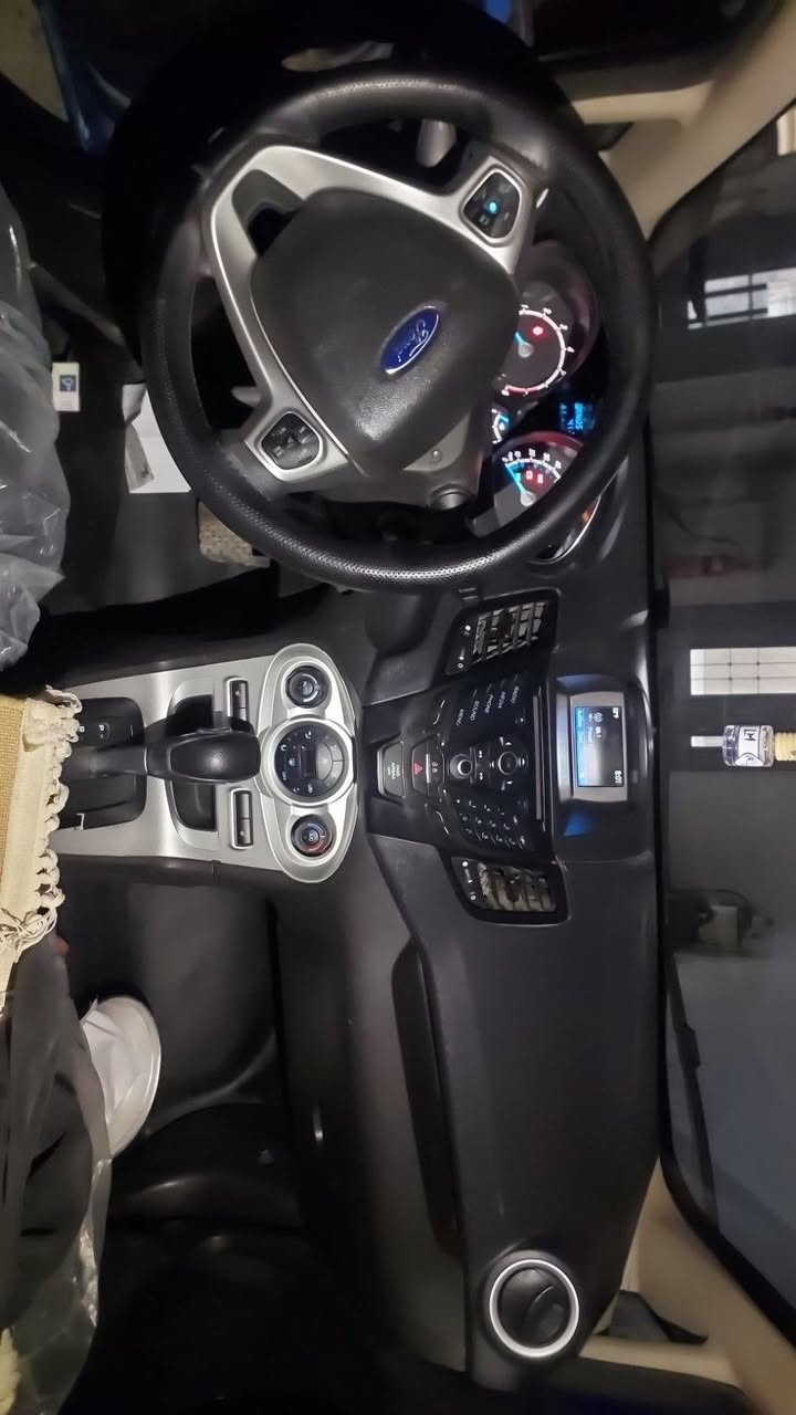 فۆرد  ڤێستا  2019 فول مواسفات
سعری لانسەرێکە
گێڕ ، مەکینە ،تەبرید ،گەرمی  بەشەرت
مەکینە نەکراوەتەوە،، 4  پستنی  مەرغوب
ڕەنگ نیلی کەشخە
سلاید ،،،کوشین گەرمی
شاشەو کامیرە.،،،ڤۆلیۆم سوکان
تەحدید سورعە،،،،،چارجام کاربا
ویل کەپ.....ئاوێنە ئیشارەت
لایت  زینۆن ،،،،سیوج بلادی
چەند پارچێکی بۆیاغە بە حیزام دەیفرۆشم،،،
پێشی کەپسە
ئێڕباگ بەشەرت نەتەقیوە
پشتی جەمپی هەیە
سەقفی هەندەک تەعدیل ساردی هەیە
سەنەوی ، ڕەقەم ،ڕێگاو بان تازەیە تا سەرەتای2027
بەناو کردن بەشەرت  وەکالەش دەکەین
نرخی 67   $ مەجالەکی برایانە
ڕەقەمەکەشی جوانە لەگەڵیەتی
 *********** أربيل, العراق
