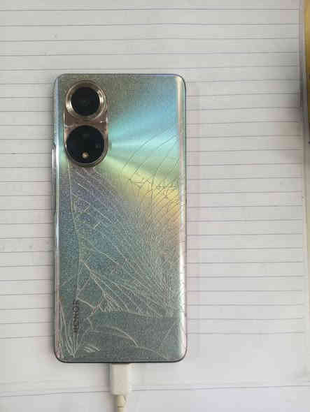 هونر 50 نضيف بمعنة الكلمة
يكنك سيم كارد فقط بي مشكلة بالواي فاي يكنك سيم كارد فقط بس الواي فاي بي مشكلة
السعر 75 الف 
 العنوان بغداد الجديدة ***********
