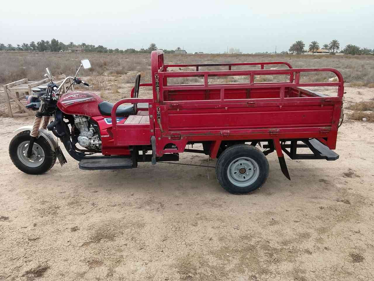 ستوتة دايوان
شاصي مكفول وكشر كلش نظيف بدون خياسات 
كهربائيات شغالة محرك نظيف 
ستوتة جاهزة اوراق رسمية 
السعر مليون ومية 
بغداد حي الرسالة قريب البياع 
***********
