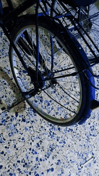 سلام عليكم  بيسكل للبيع حجم 26 هاذ رقم وتساب***********
