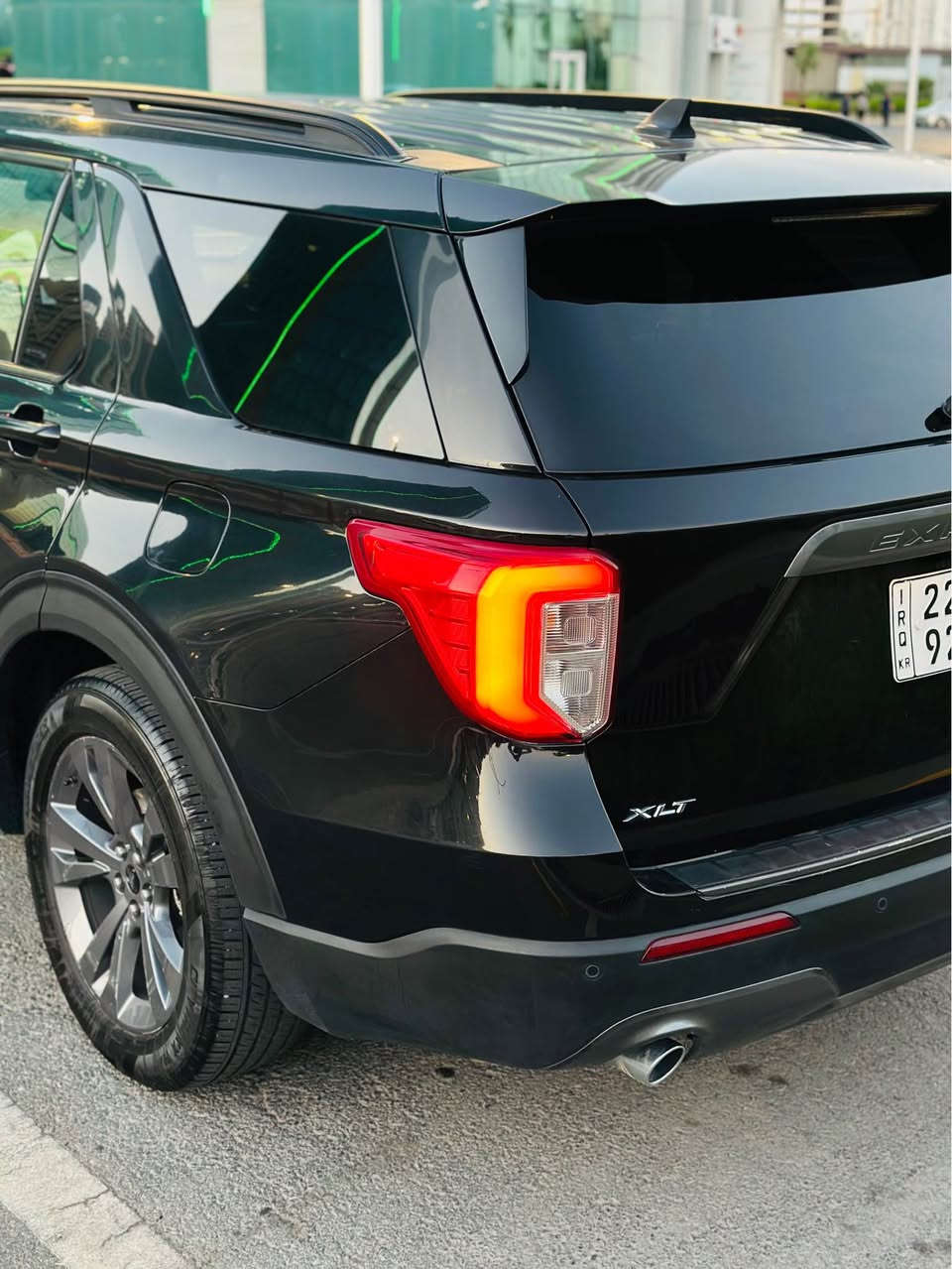 السلام  عليكم ورحمة الله وبركاته 

‏‎‏‎       ——— لـلـبـيع  ———

‏‎‏‎فورد اكسبلورر   —   Ford Explorer 

‏‎‏‎وراد أمريكي.     —   بدون ايرباك

‏‎‏‎الموديل           —   2022

فئة.                 —   XLT

حجم المكينه   —   V4/2300T

‏‎‏‎اللون               —    اسود   

‏‎‏‎المسافه المقطوعه — 100.000 mil 

‏‎‏‎حاله السياره. — 

‏‎‏‎المواصفات 
‏‎‏‎- بصمة تشغيل 
‏‎‏‎- بصمة أبواب 
‏‎‏‎-تشغيل عن بعد 
‏‎‏‎-ترحيب عند الاقتراب 
‏‎‏‎-كشنات جلد 
-داخل لونين مميز 
‏‎‏‎- رادار جانبي 
‏‎‏‎-رادار امامي 
‏‎- رادار خلفي 
‏‎‏‎- شاشه كبيره تدعم نظام الأبل كار باي ونظام الاندرويد 
‏‎-تدفئة ستيرن 
‏‎-گير ماوس 
‏‎-اوتو هولد
‏‎-اوتو ستوب 
‏‎-هندبريك بصمه 
‏‎-٧وضعيات قياده 
‏‎‏‎-كشنات تدفئة 
‏‎‏‎- ستيرن بحركه كهربائيه 
‏‎‏‎- تبريد مركزي 
‏‎‏‎- بگ لايت LED 
‏‎-صندوق كهربائي 
‏‎‏‎- كود باب 
‏‎‏‎-كرسي السايق والراكب بحركه كهربائيه
‏‎‏‎-تحكم ستيرن جهتين 
‏‎‏‎-تحديد سرعه 
‏‎‏‎-مانع انزلاق 
‏‎‏‎-ليد نهاري
‏‎‏‎-كامره خلفيه دواره 
‏‎‏‎باقي المواصفات المعروفه 

‏‎‏‎رقم السياره    — أربيل  

‏‎‏‎للأستفسار.     — *********** —واتساب أربيل, العراق

