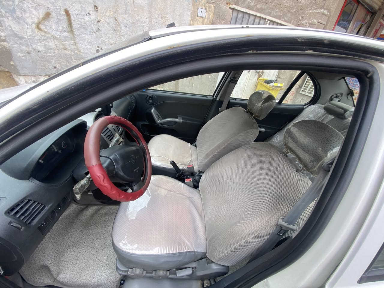 سلام عليكم سياره ساينا ايراني مديل 2022 سياره كفاله من كلشي سعره 63 بيه مجال قليل العنوان بصره جمعيات***********
