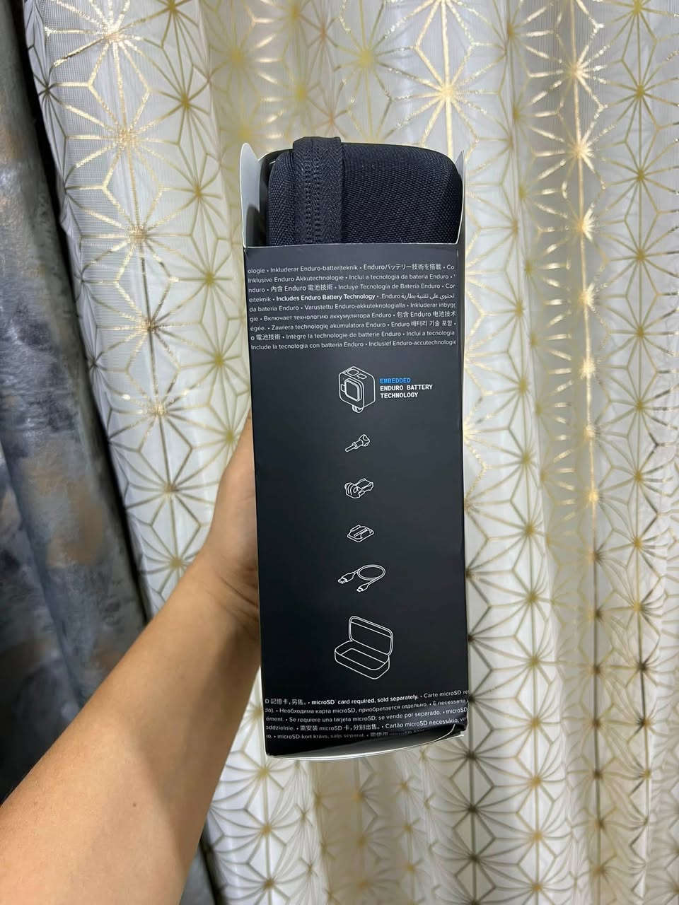 كبس ممفتوحه للبيع 
 GoPro Hero 11 Mini
أهم المميزات:
حجم صغير وخفيف يناسب أي مكان
ب تصوير بدقة 5.3K مذهلة ووضوح عالي حتى في الإضاءة الضعيفة
ثبات الفيديو مع HyperSmooth 5.0 لضمان لقطات احترافية حتى أثناء
الحركة
مقاومة للماء حتى 10 أمتار 
📞***********
