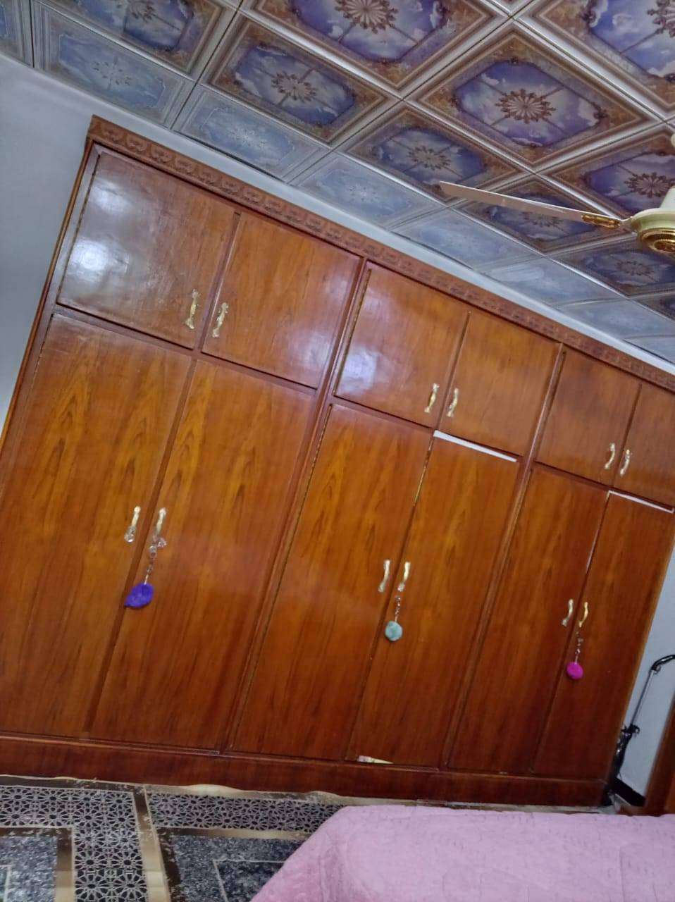 سلام عليكم ورحمه غرفه نوم للبيع فقط سعر650بيهه مجال مكاني الفلوجه شهداء ***********
