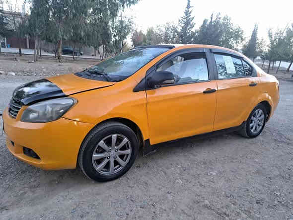 کوید ویل 
مۆدێل 2012
گێڕومەکینەی یارس مەکینە گەورەیە
ئۆتۆماتیکە 
هەنێ مەسرەفی تیایە 
سعری 22 ‌کەمێ مەجال
ژ.***********
