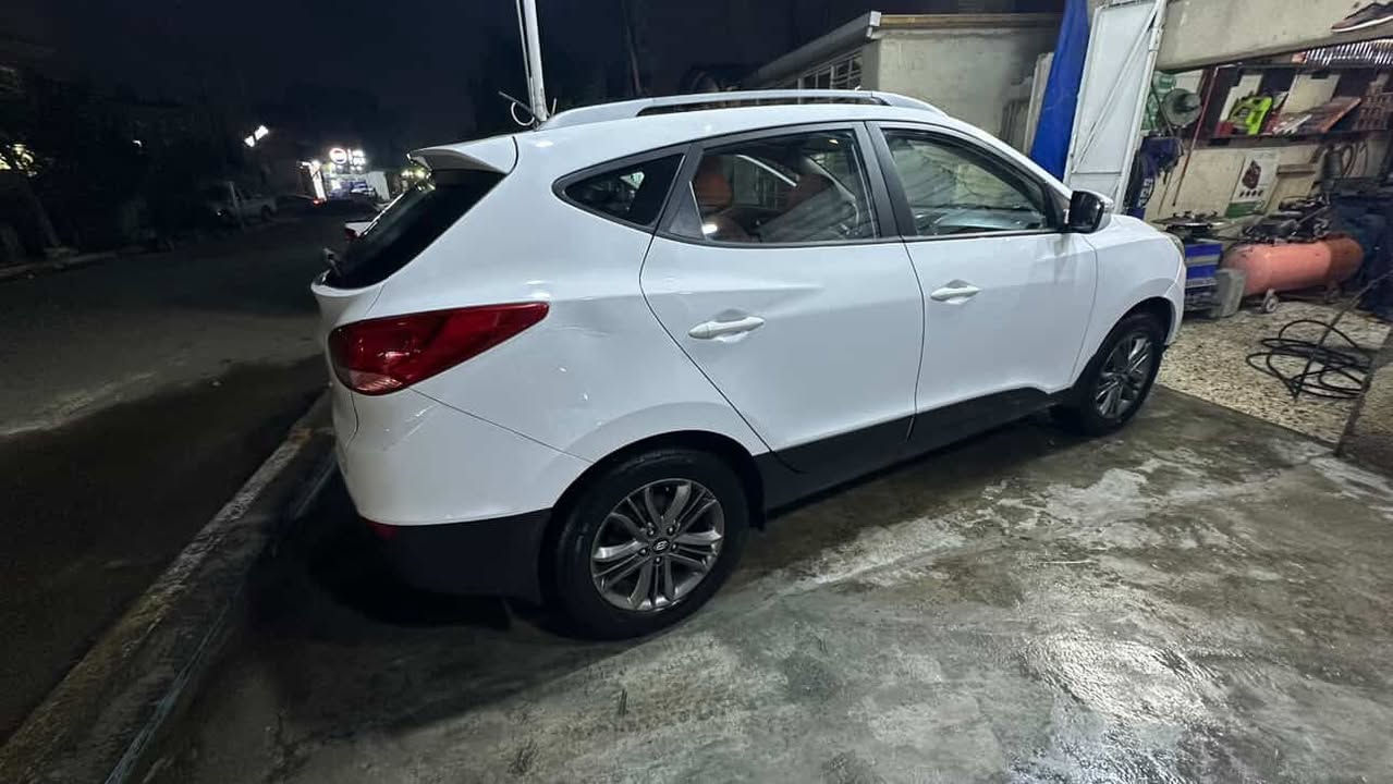 توسان للبيع
موديل 2015 مكفولة من كلشي 
مشاية 120 الف 
الاتصال : ***********
