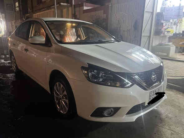 نيسان سنترا للبيع 
موديل2025
محرك 1600
أربعة سلندر 
مقاعد جلد 
تحكم ستيرن 
مرايات كهرباء 
لايت متطور كهربائي
السيارة ماشية 2700 قابلة للزيادة 
بعدها بوضع الزيرو  
وارد الصين
السعر 134 ورقة وبيها مجال بسيط 
الاتصال على الرقم   ***********
