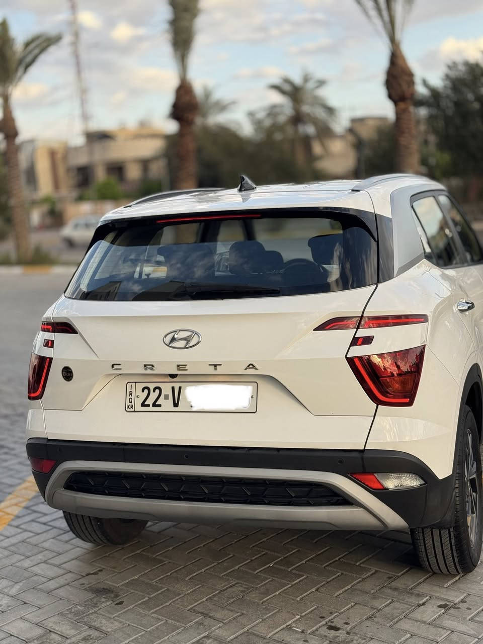 تحيه طيبه السلام عليكم ورحمة
هيونداي كريتا 2024 ــ وارد خليجي ــ

اللون ابيض 

🚨 ماشية 22  الف

✅ محرك 1500 دبل نوزل 

✅ كير اوتوماتيك 

✅ سقف بانوراما 

✅ شاشة لمس تدعم ابل كار بلاي واندرويد اوتو

✅ تشغيل بصمة ودخول ذكي

✅ كاميرا خلفية وحساسات رجوع 

✅ اضواء LED 

✅ مثبت سرعة وتحكم ستيرن جهتين بلوتوث للاتصال

✅ فتحات تكييف خلفية 

✅ شاحن لاسلكي للموبايل ومنافذ USB 

✅ تحكم ارتفاع مقعد السائق 

✅ مري جانبية شفط 

✅ عدادات دجيتال 

✅ هاند بريك كهربائي 

✅ شفتات ستيرن

✅ اشاير مري جانبية

✅ اوتو هولد

✅ نظام ايكو اقتصادي

✅ لايتات داخلية عدد 4

✅ قفل ابواب وجامات مركزي

✅ التحكم في سحب الهواء  

.رقم اربيل   تحويل مباشر سنويه هزه جديد بأسمي تحويل

السعر 158 ورقه مجال بسيط 

اي استفسار اتصل وتدلل 

***********

مكان بغداد حي الحسين قرب جسر العامرية 

غير متواجد على الفيس
