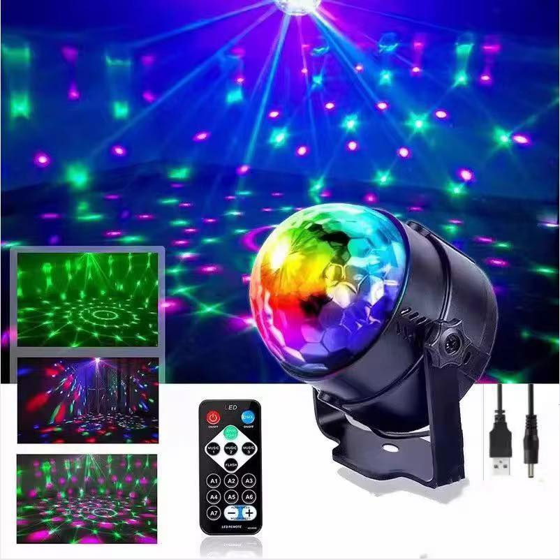 إضاءة حفلات LED Magic Ball مع ريموت كنترول

• إضاءة حفلات LED مدمجة بتأثير Magic Ball تضيف أجواء مميزة للحفلات والمناسبات داخل المنزل.

• تعمل بقدرة 3 واط أو 6 واط (حسب الموديل 3x1W أو 6x1W) لإضاءة واضحة ومناسبة للأماكن الداخلية.

• مزودة بريموت كنترول للتحكم السريع بالتشغيل والإيقاف، أوضاع الإضاءة، ووضع الصوت.

• تدعم وضع التفاعل مع الصوت (Sound Active) مع عدة أنماط: إضاءة ثابتة، ديناميكية، وتأثير ستروب.

• إمكانية التحكم بسرعة دوران المحرك من خلال أزرار التحكم.

• مصممة للعمل على كهرباء AC 100-240V أو عبر DC 5V/1A.

• نوع المنتج: LED Party Light
• التأثير: LED Magic Ball
• مصدر الإضاءة: 3x1W أو 6x1W
• القدرة: 3 واط / 6 واط
• العمر الافتراضي للمصدر: 200,000 ساعة
• الكهرباء AC: ‏100-240V / 50-60Hz
• الكهرباء DC: ‏5V / 1A
• الاستخدام: داخلي

محتويات العلبة:
• جهاز إضاءة LED Party Light
• ريموت كنترول
• ورقة تعليمات الاستخدام
(بسعر 10الاف فقط 🔥🔥)


**إذا كنت صاحب هذا الإعلان وتريد حذفه لأي سبب، رجاءا أرسل رسالة إلى الدعم الفني**
