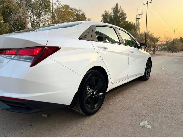 السلام عليكم من رخصت الادمن 
النترا موديل 2023 خليجي  
كفاله عامه من كلشي 
لا صبق ولا بارد ولا حته شخط 
فول مواصفات عدا البصمه فتحه سقف 
تحكم ستيرن شاشه 
 تبريد قطعتين 
تخم تاير 
حداده 
كير محرك 
كله كفاله رقم بغداد دولي 
بسمي تحويل ثاني يوم 
السعر 174وبيه مجال بسيط 
العنوان الانبار فلوجة 
الاستفسار أكثر على هذا الرقم 
*********** الاتصال او واتساب 
مكلف بنشر رجاء لا خاص ولا تعليق
