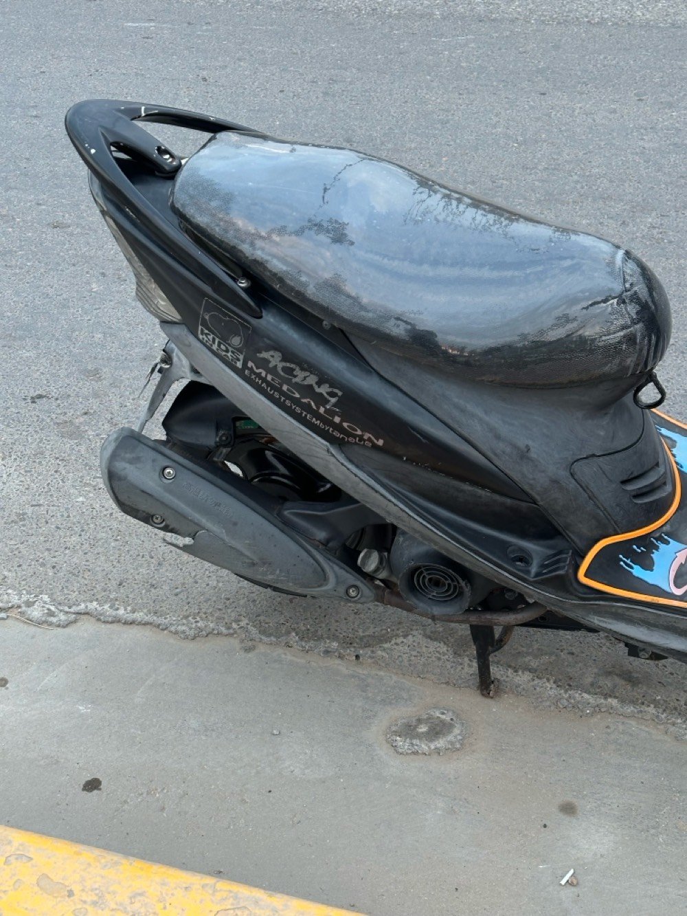 دراجه ماكس عدله دراجه رمبه  فول نضافه بوشه بلاديه
شراب يتصل وبلخدمه
