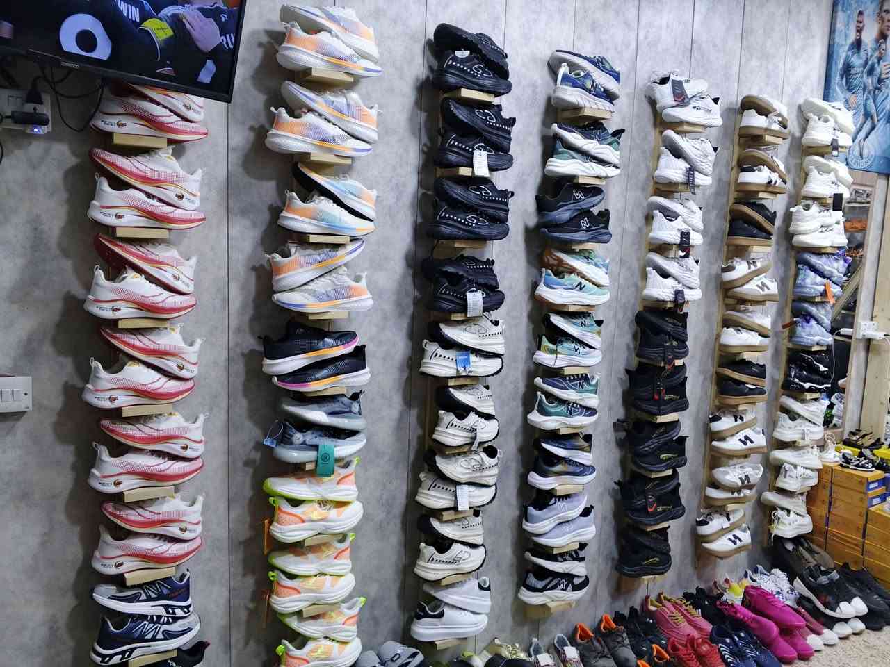 وصول بضاعة العيد العنوان مجمع الدور سوق الثالث عبودي والاسعار من 5و 8و 10و 12تنورونا


**إذا كنت صاحب هذا الإعلان وتريد حذفه لأي سبب، رجاءا أرسل رسالة إلى الدعم الفني**