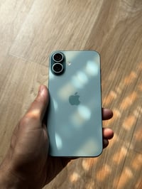آيفون ١٦ بلس • ٢٥٦ • بطارية ٩٤٪
